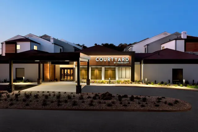 Photo 1 - Courtyard New Haven Wallingford