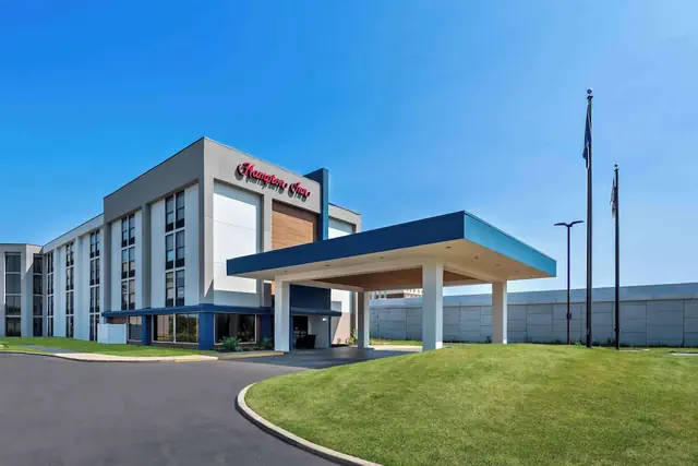 Photo 1 - Hampton Inn Indianapolis-N.E./Castleton