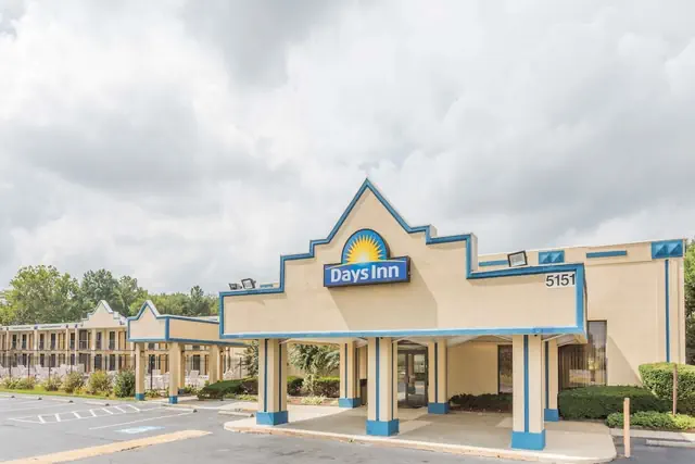 Photo 1 - Days Inn by Wyndham Camp Springs/Andrews AFB DC Area