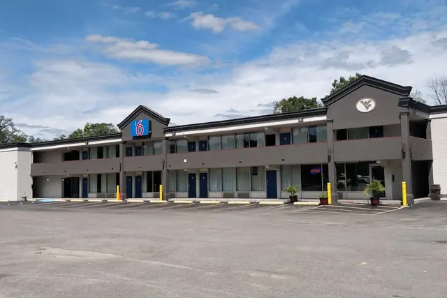 Photo 1 - Motel 6 Morgantown, WV