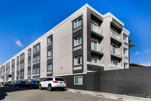 Photo 1 - La Quinta Inn & Suites by Wyndham San Diego Mission Bay