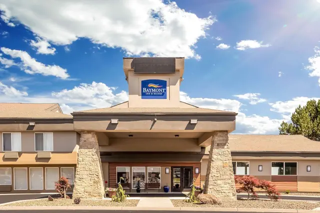 Photo 1 - Baymont by Wyndham Tri-Cities/Kennewick WA
