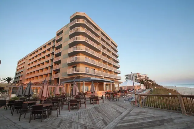Photo 1 - Crowne Plaza Melbourne - Oceanfront by IHG