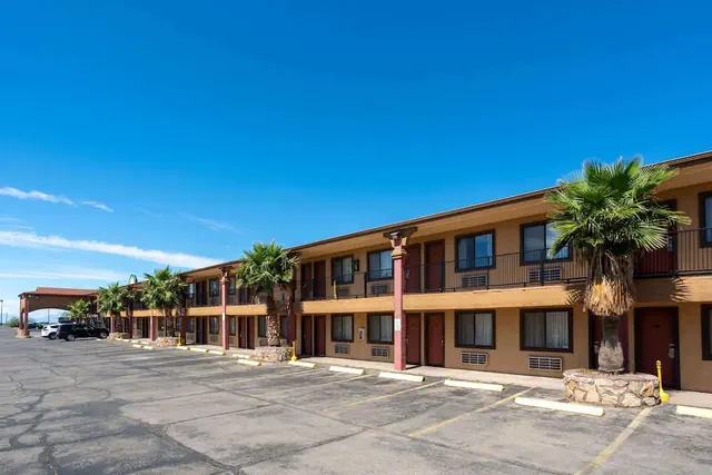 Photo 1 - Days Inn by Wyndham Alamogordo/White Sands