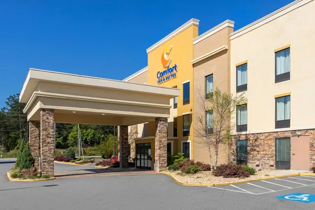Photo 1 - Comfort Inn & Suites Macon West