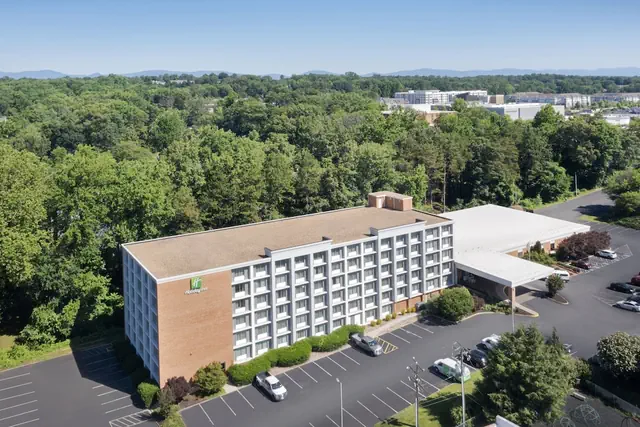 Photo 1 - Holiday Inn Charlottesville-Univ Area by IHG