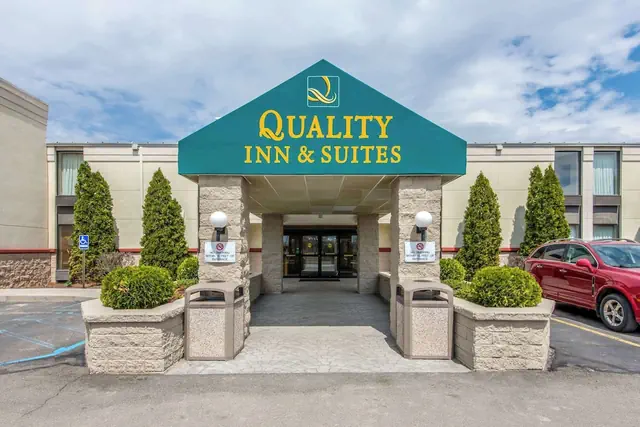 Photo 1 - Quality Inn & Suites Mansfield