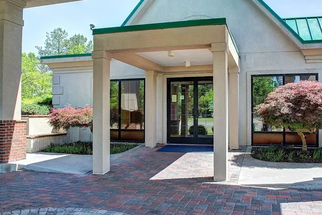 Photo 1 - Quality Inn Richmond North