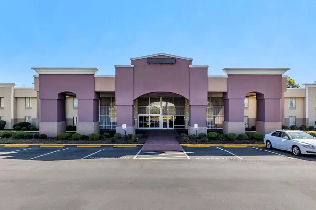 Photo 1 - Quality Inn & Suites - Greensboro-High Point