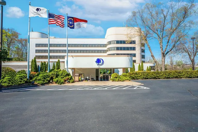 Photo 1 - DoubleTree by Hilton South Charlotte Tyvola