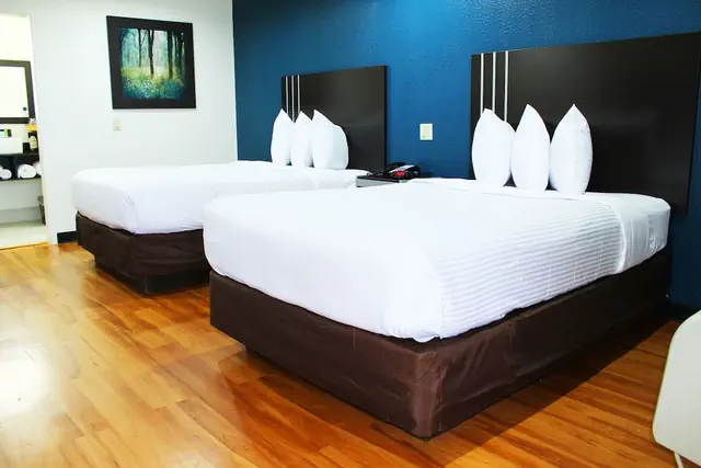 Photo 1 - Stay Express Inn Dallas - Fair Park / Downtown