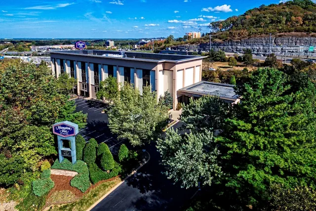 Photo 1 - Hampton Inn Nashville/Brentwood-I-65S