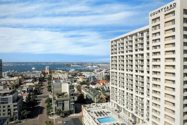 Photo 1 - Courtyard by Marriott San Diego Downtown Little Italy
