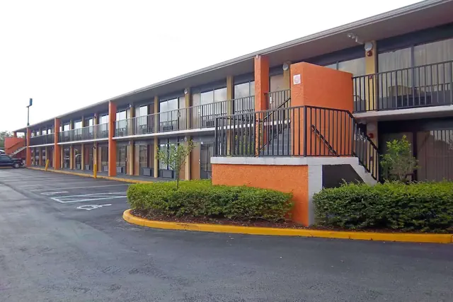 Photo 1 - Americas Best Value Inn Florida Turnpike & I-95