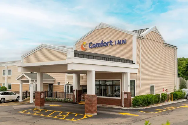 Photo 1 - Comfort Inn - Dedham-Boston MetroWest