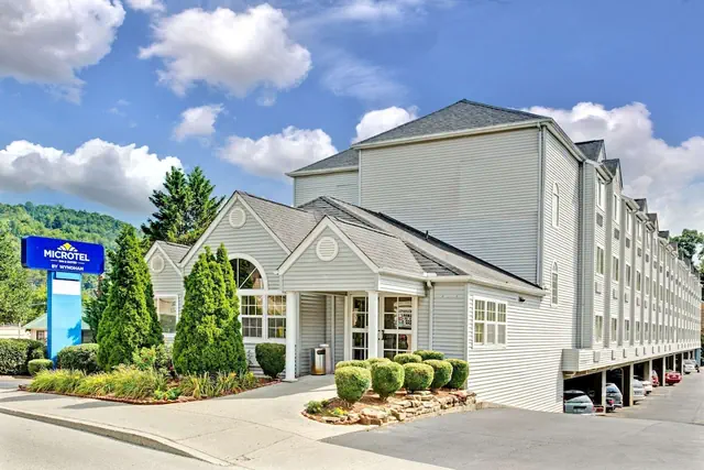 Photo 1 - Microtel Inn & Suites by Wyndham Gatlinburg