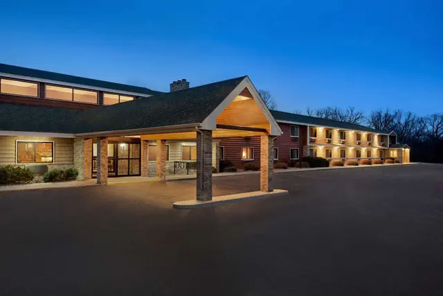 Photo 1 - AmericInn by Wyndham Detroit Lakes