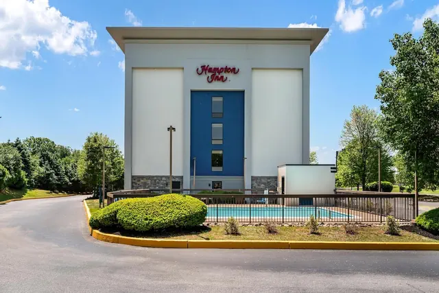 Photo 1 - Hampton Inn Philadelphia/Plymouth Meeting