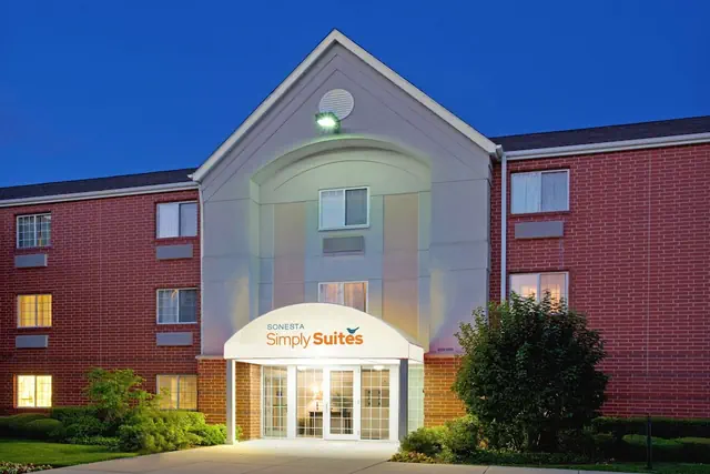 Photo 1 - Sonesta Simply Suites Naperville Warrenville