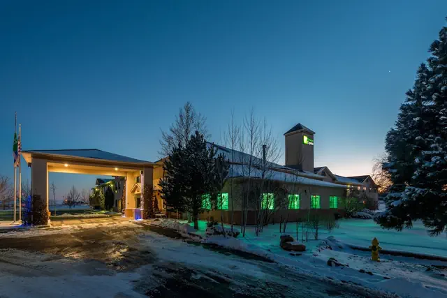 Photo 1 - Holiday Inn Express Hotel & Suites Raton by IHG