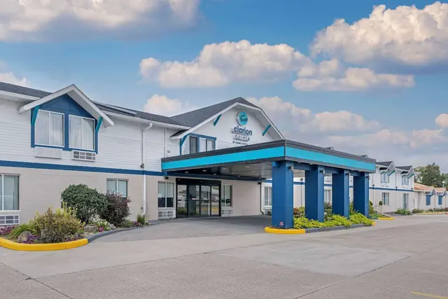 Photo 1 - Clarion Pointe Jasper