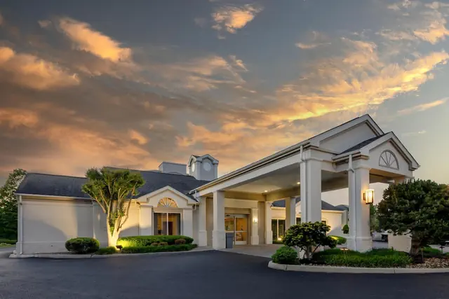 Photo 1 - Best Western Plus Inn at Valley View