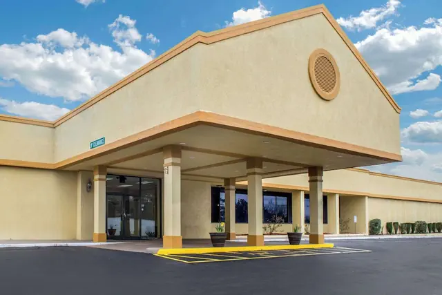 Photo 1 - Quality Inn University Area