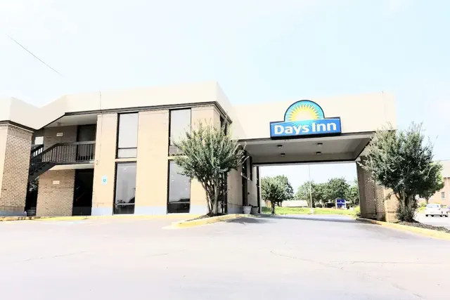 Photo 1 - Days Inn by Wyndham Easley/Greenville/Clemson Area
