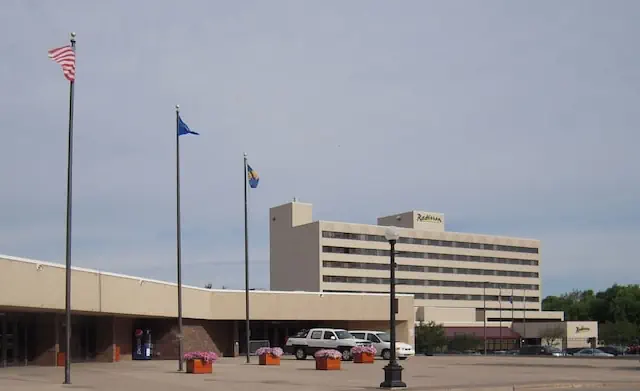 Photo 1 - Radisson Hotel La Crosse