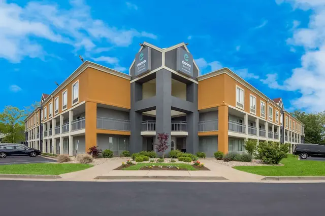 Photo 1 - Clarion Pointe Indianapolis Northeast