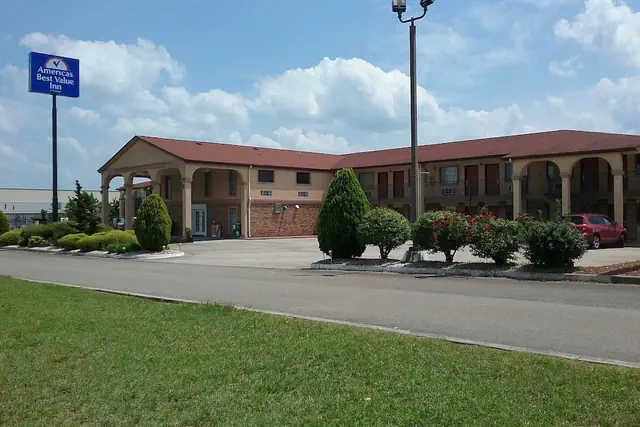 Photo 1 - Americas Best Value Inn Blue Ridge