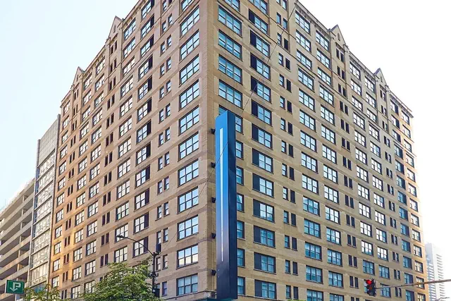 Photo 1 - Hotel 55 Chicago Downtown