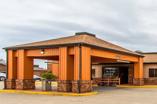 Photo 1 - Quality Inn & Suites Marion