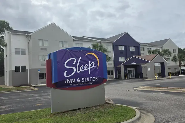 Photo 1 - Sleep Inn & Suites Pensacola - University Area