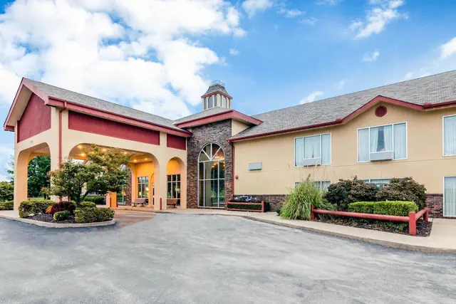 Photo 1 - Quality Inn & Suites Carthage near Precious Moments Chapel