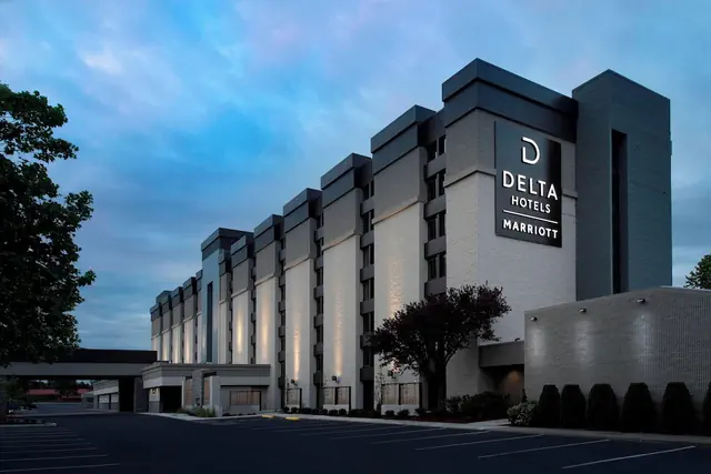 Photo 1 - Delta Hotels by Marriott Seattle Everett