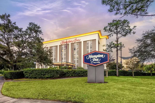 Photo 1 - Hampton Inn Orlando-International Airport
