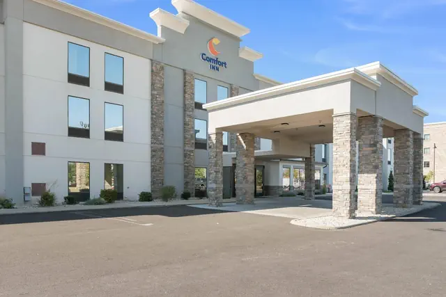 Photo 1 - Comfort Inn Grove City - Columbus South