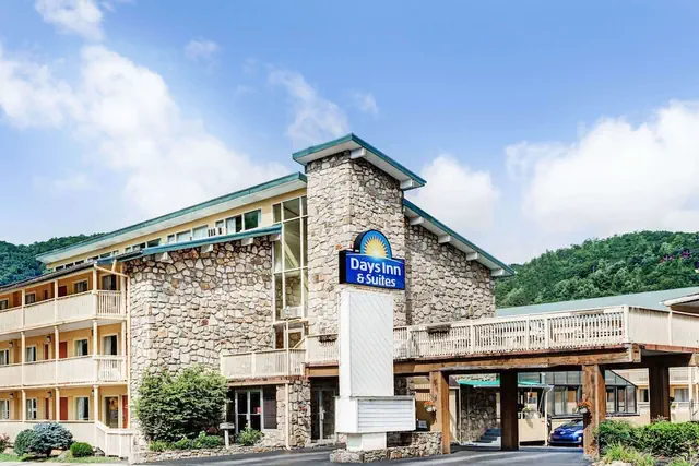 Photo 1 - Days Inn & Suites by Wyndham Downtown Gatlinburg Parkway