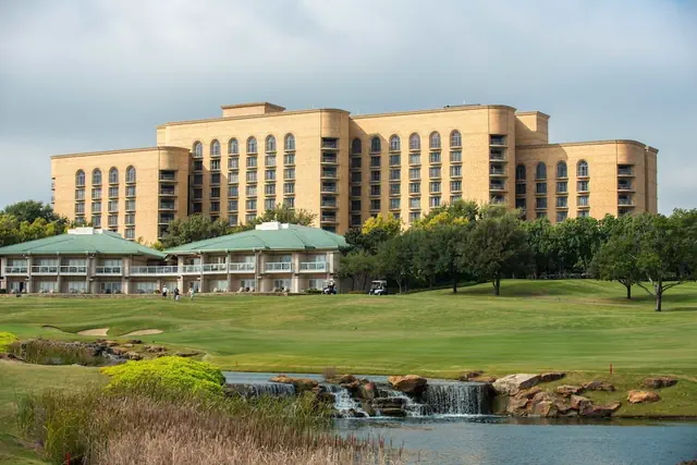 Photo 1 - The Ritz-Carlton Dallas, Las Colinas