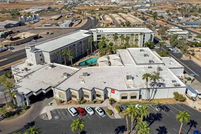 Photo 1 - Radisson Hotel Casa Grande