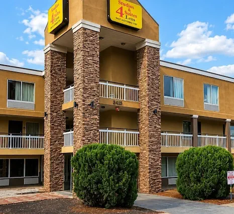 Photo 1 - Studios & Suites 4 Less Charlotte