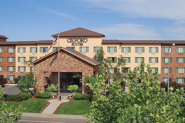 Photo 1 - Oxford Suites Chico