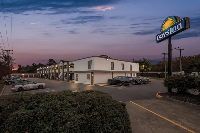 Photo 1 - Days Inn by Wyndham Chesapeake