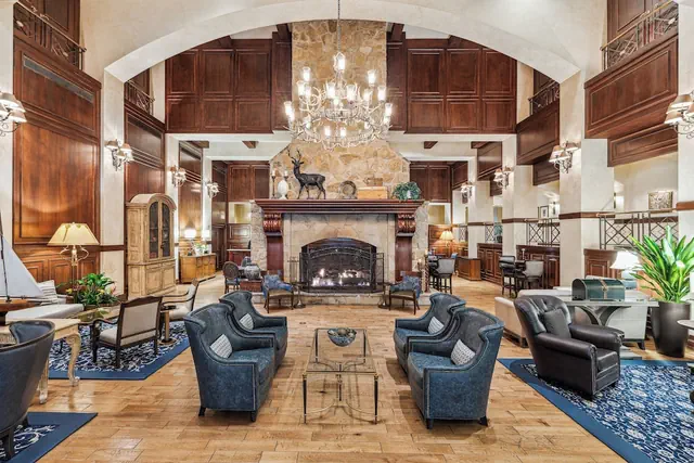 Photo 1 - The Houstonian Hotel, Club & Spa