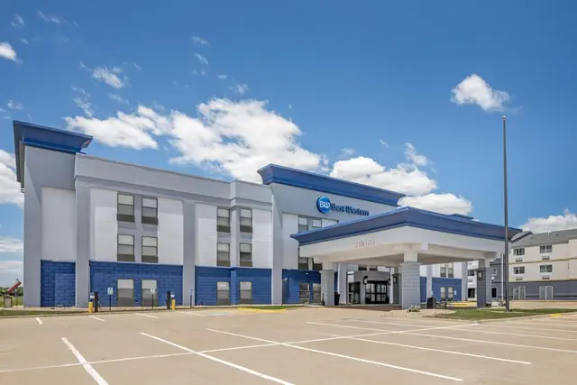 Photo 1 - Best Western Forsyth - Decatur
