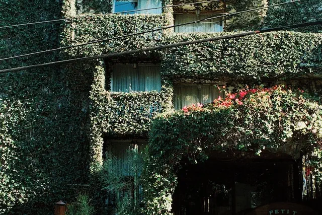 Photo 1 - Petit Ermitage