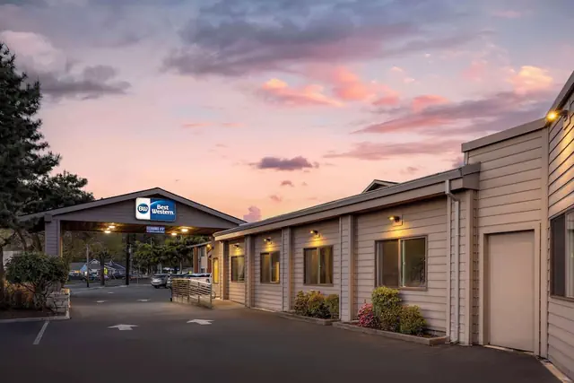 Photo 1 - Best Western Aladdin Inn