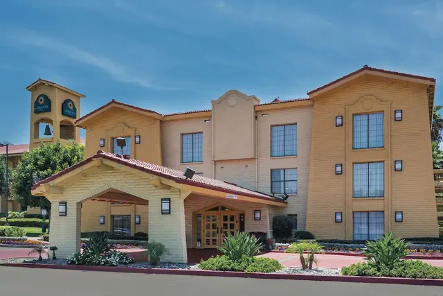 Photo 1 - La Quinta Inn by Wyndham San Diego Chula Vista