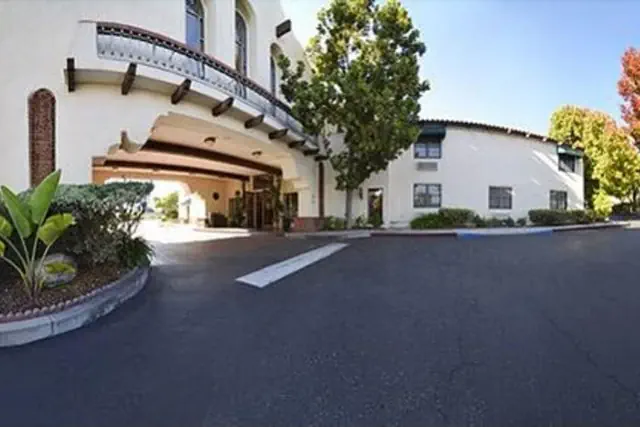 Photo 1 - Best Western Casa Grande Inn